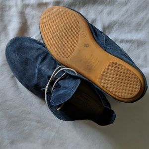 Anniel Soft Suede Ankle Booties NWOT